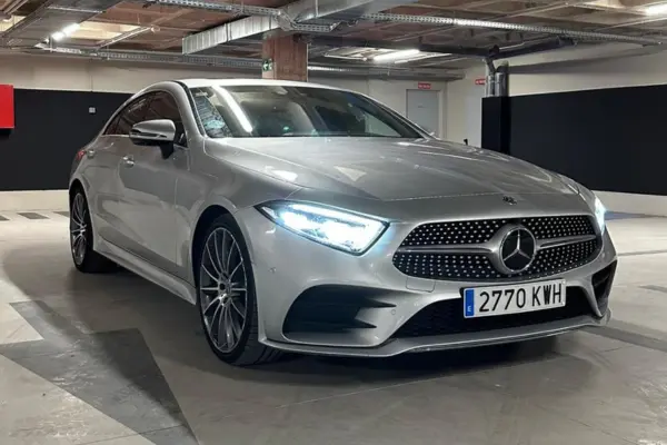 Mercedes-Benz Clase CLS 350 d 4MATIC 2019 berlina premium en color negro, diseño elegante y tracción total